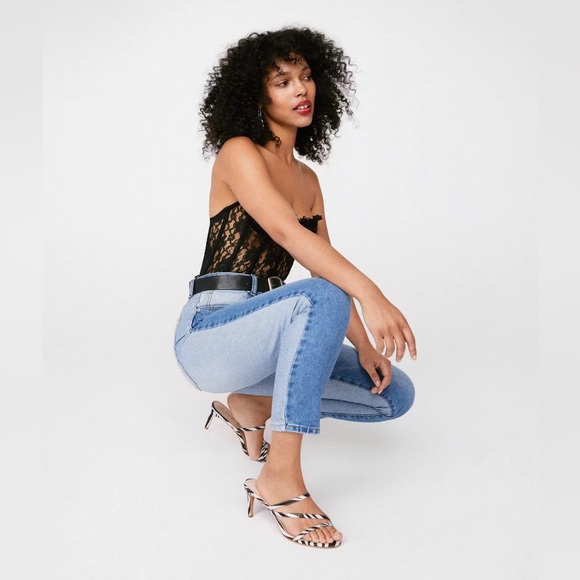 NWT Nasty Gal Two Tone Faded High Waisted Mom Jeans - Picture 2 of 3